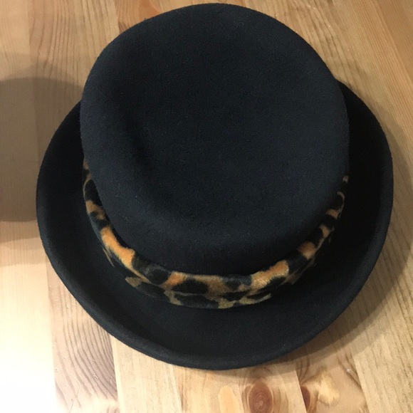 Wool Black Leopard Print Hat early 90’s - Picture 8 of 8